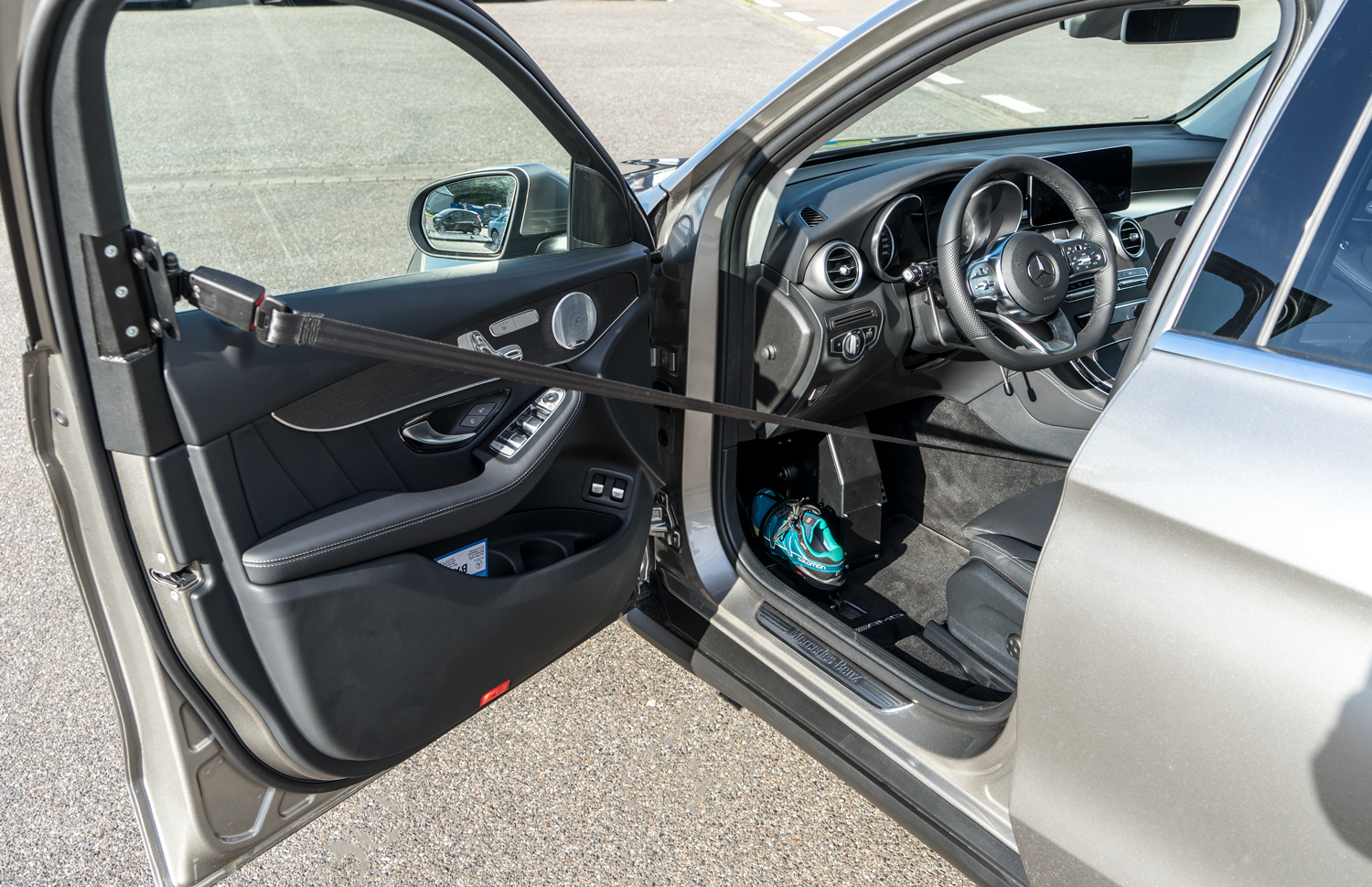 Behindertengerechter Mercedes Benz GLE, Selbstfahrerumbau, Fußlenkung, Blinkerhebelverlegung, Sodermanns