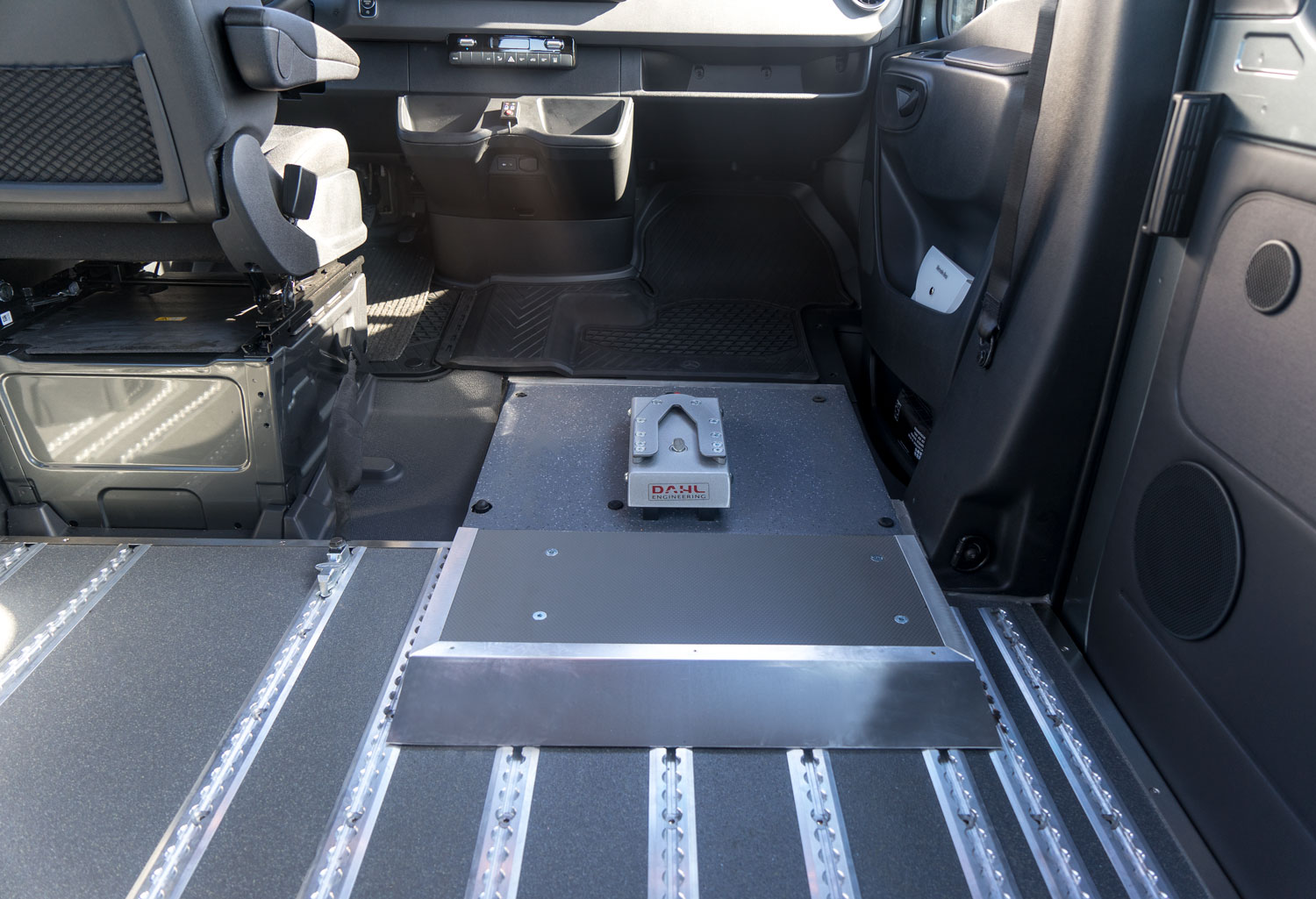 Behindertengerechter Mercedes Benz Sprinter, Beifahrerumbau Sodermanns