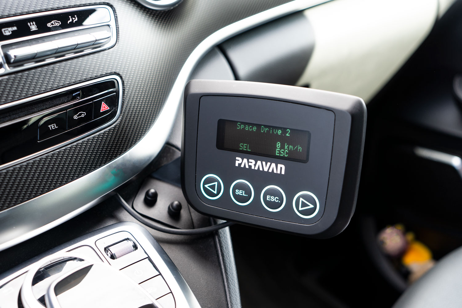 Behindertengerechter Mercedes Benz V 220 CDI, Selbstfahrerumbau, Verladesysteme, Space Drive, Kamerasystem, Sodermanns