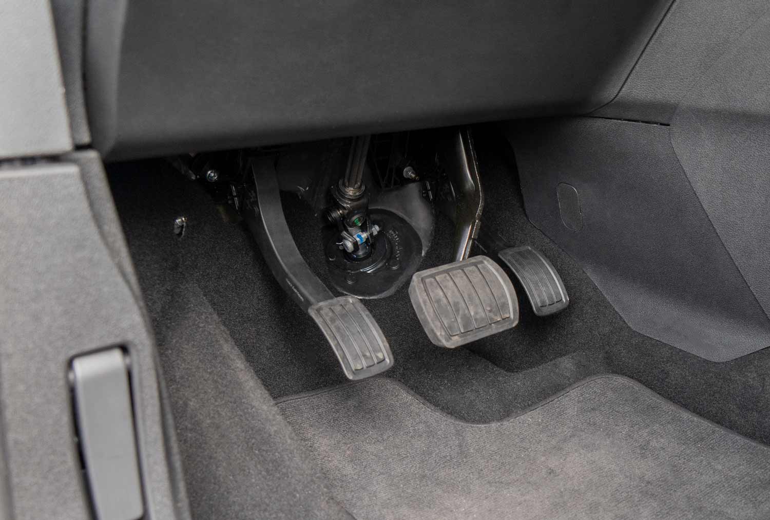 Behindertengerechter Toyota Proace City Verso, Selbstfahrerumbau, Linksgas, Rollstuhlverladesystem, Sodermanns