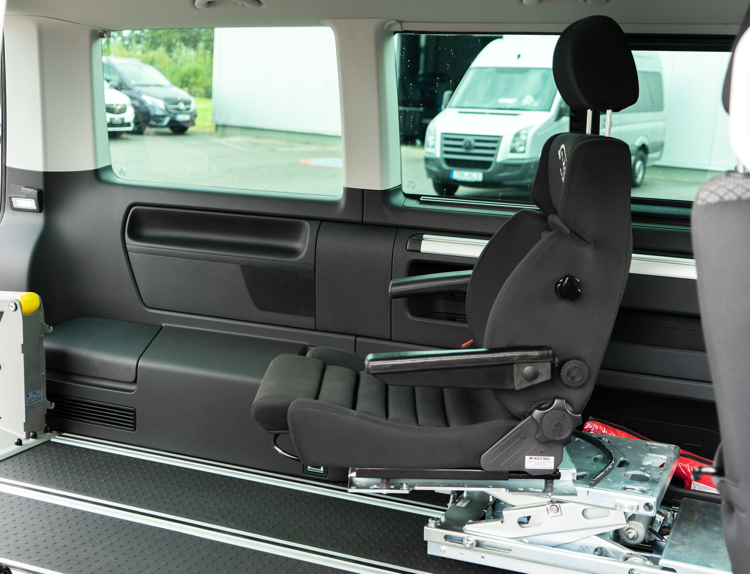 Behindertengerechter Volkswagen T6.1, Selbstfahrerumbau, Sodermanns