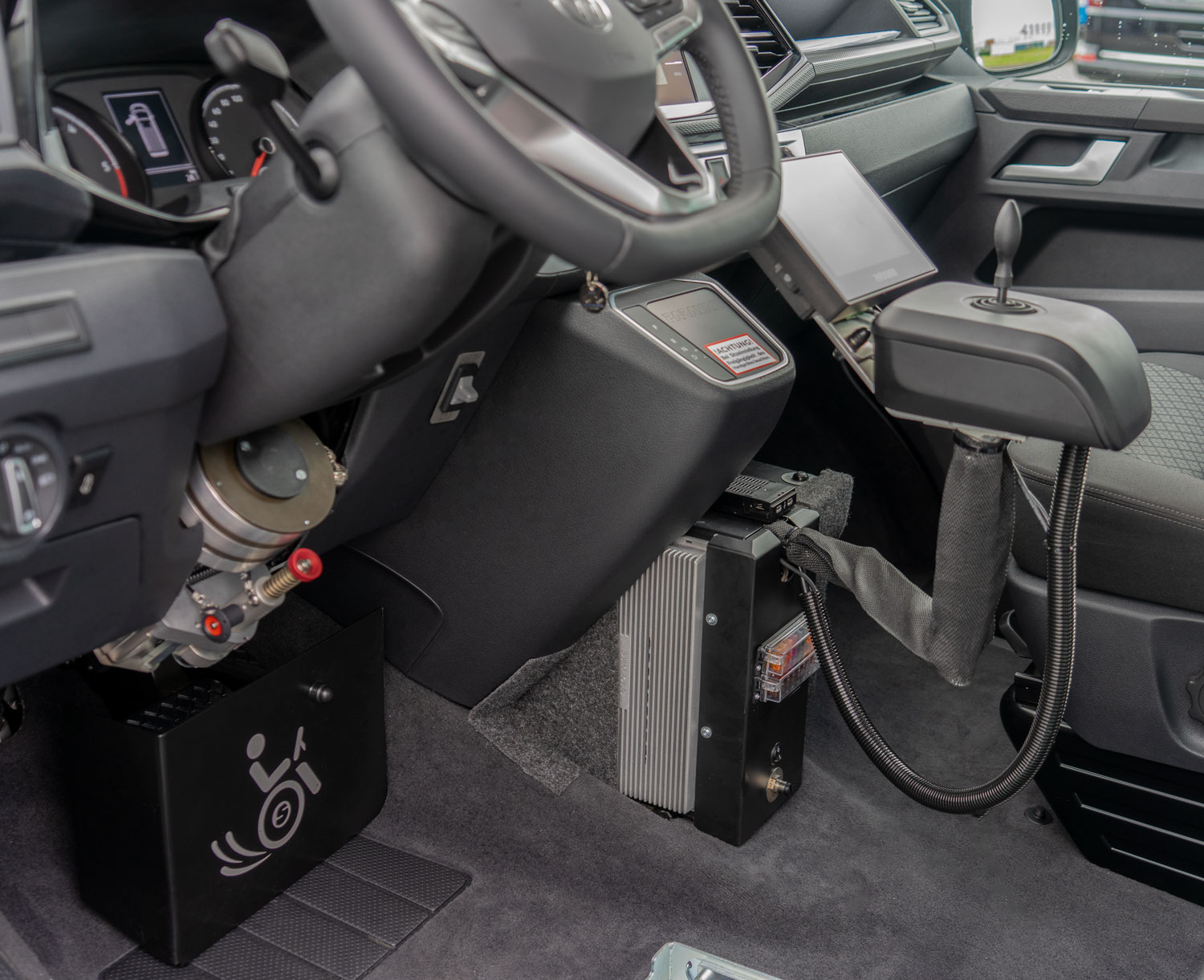 Behindertengerechter Volkswagen T6.1, Selbstfahrerumbau, Sodermanns