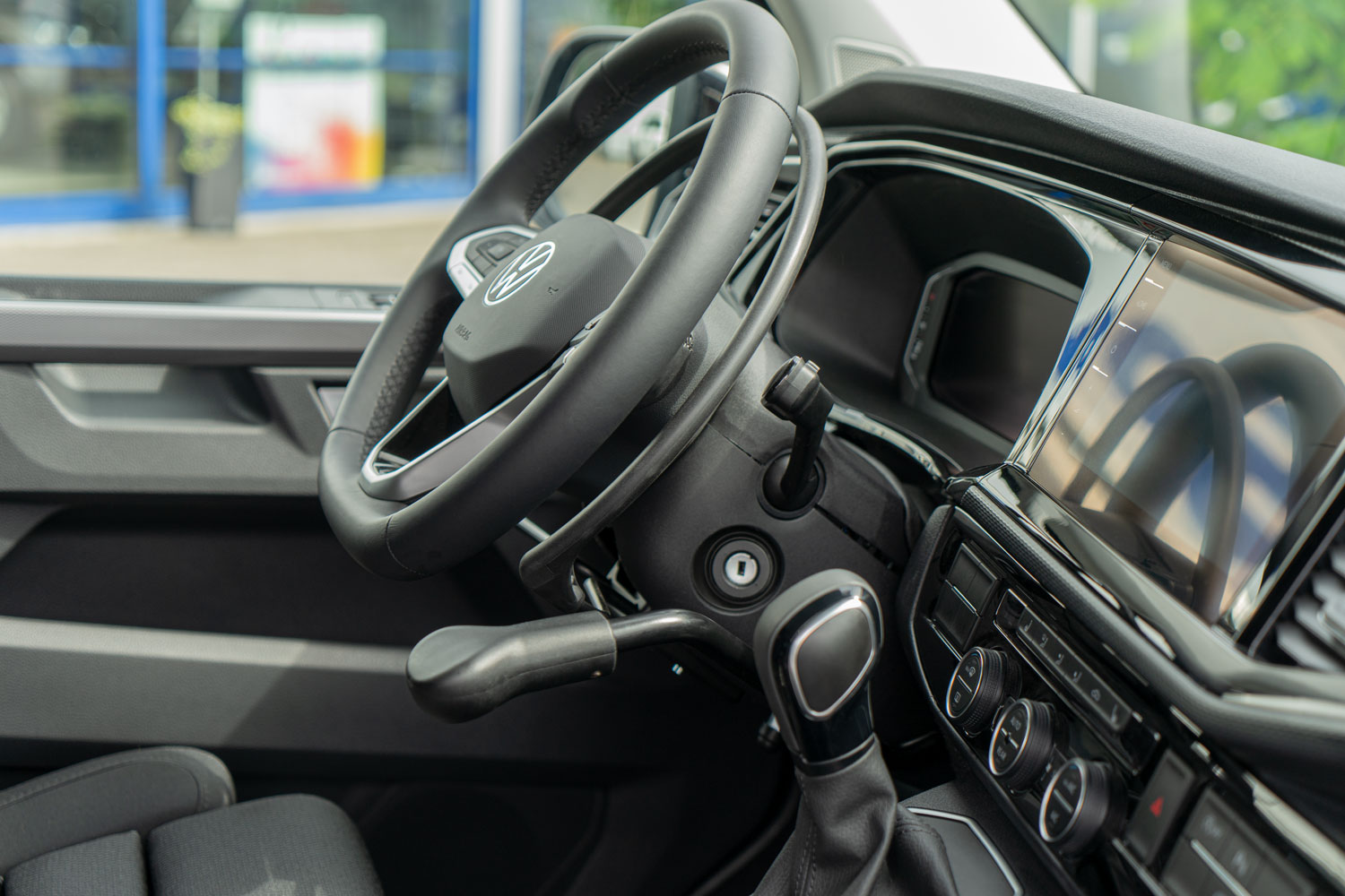 Behindertengerechter Volkswagen T6.1, Selbstfahrerumbau, Sodermanns