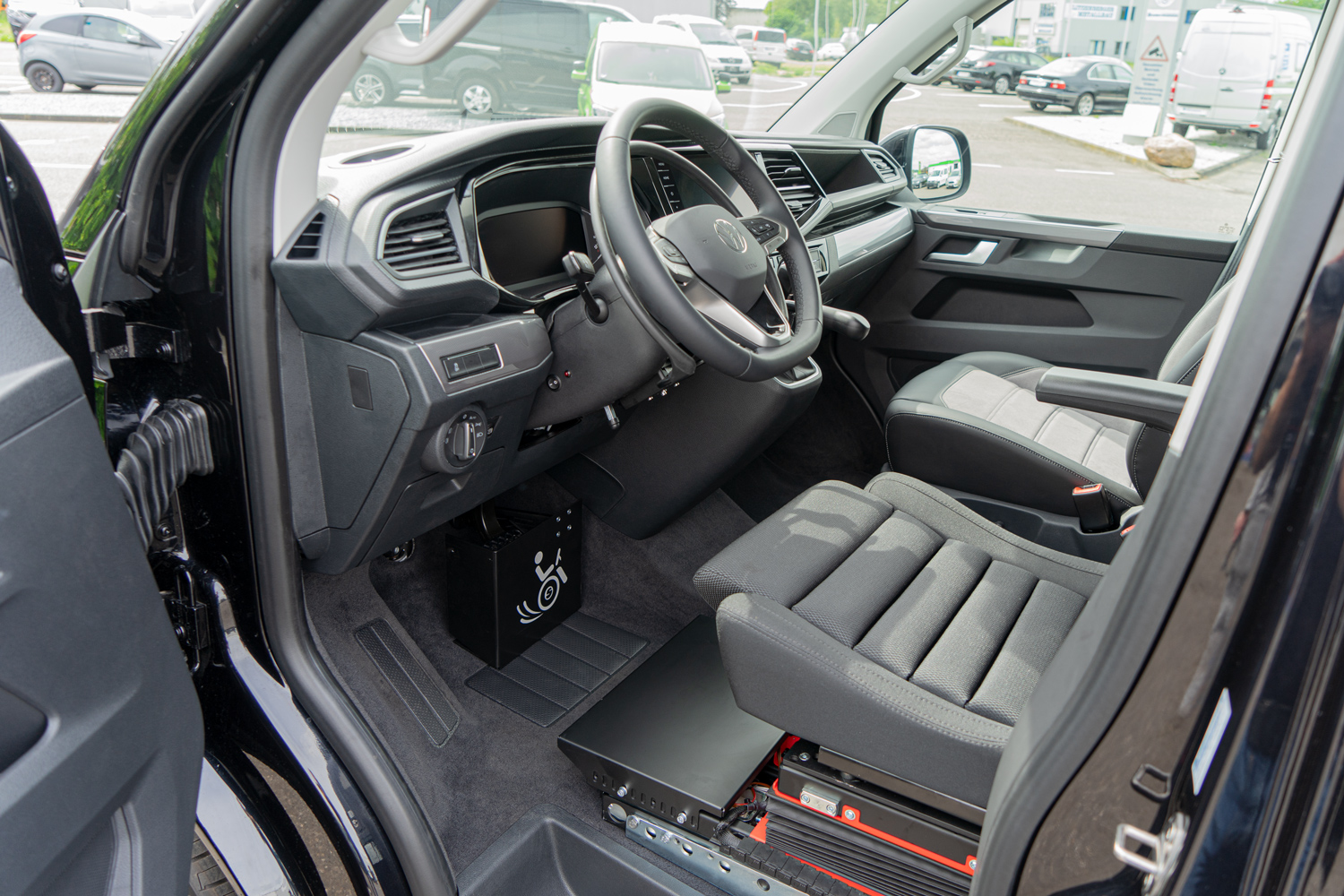 Behindertengerechter Volkswagen T6.1, Selbstfahrerumbau, Sodermanns