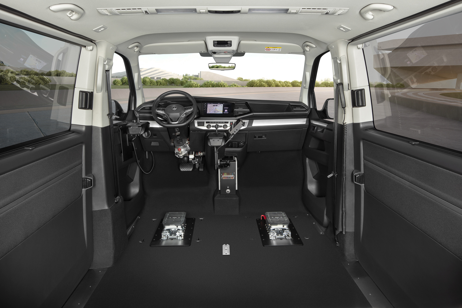 Behindertengerechter Volkswagen T6.1, Selbstfahrerumbau, seitlicher Kassettenlift, Bodenbegradigung, Space Drive, Sodermanns