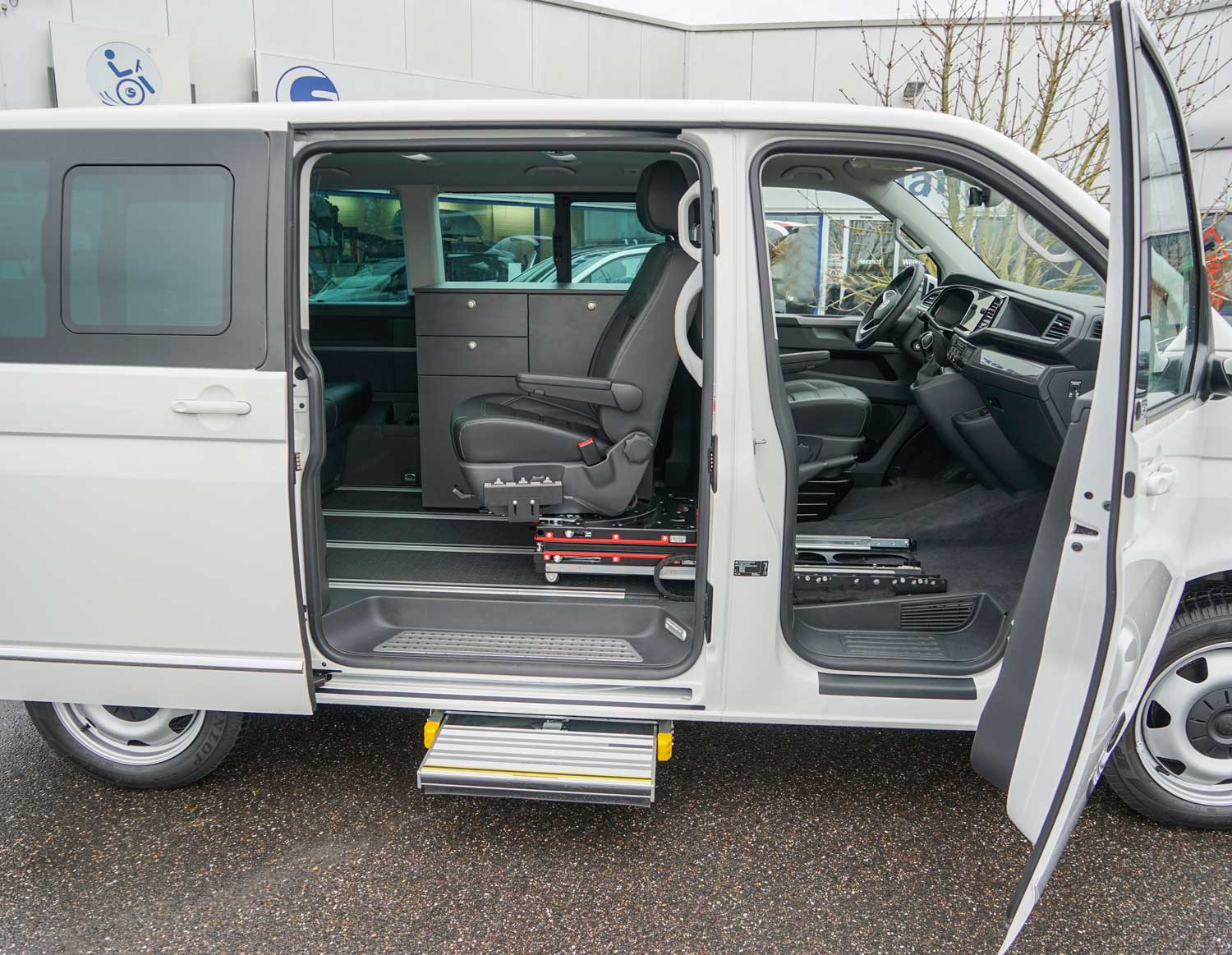 Zerbino In Velluto Autix Per VW T6 Multivan - 1 Porta Scorrevole - Nero, Antiscivolo, 2000g/m²