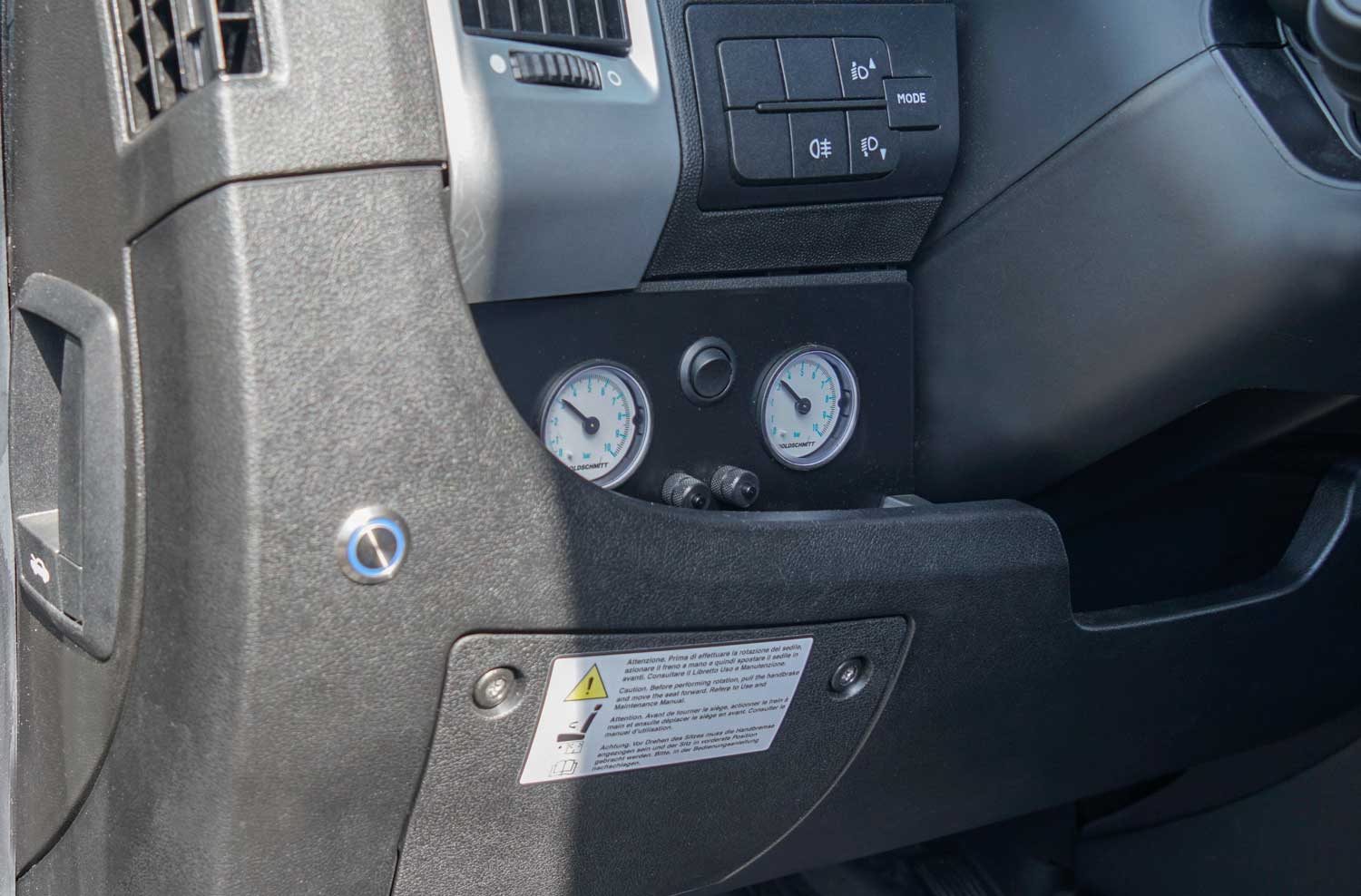 Reisemobil, Selbstfahrer, elektronisches Linksgas, MFD, Sodermanns