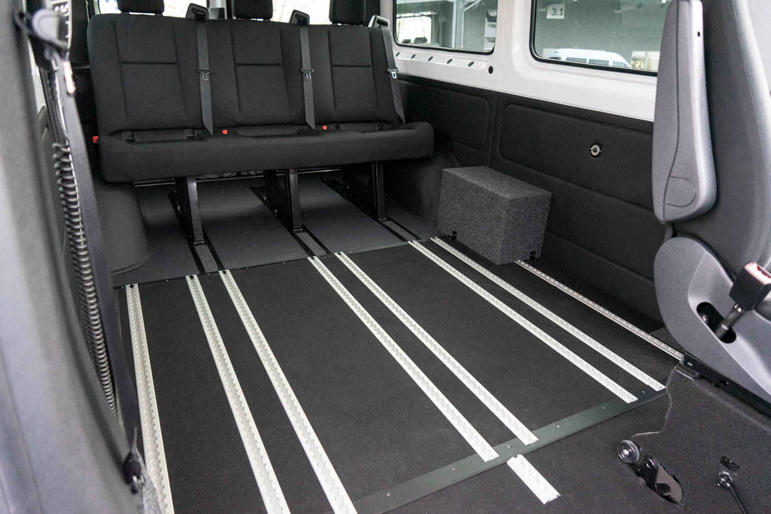 Behindertengerechter Mercedes Benz Sprinter, Selbstfahrerumbau, Space Drive, 4 Wege Joystick, Sprachsteuerung, Kassettenlift, Sodermanns