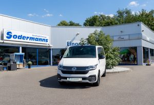 Behindertengerechter Volkswagen T6.1, Selbstfahrerumbau, Lenkhilfe, Leichte Lenkung, Scooterboy, Touchpad, Sprachsteuerung, Bleeper, Heckklappenöffner, Fahrertüröffner, Sodermanns