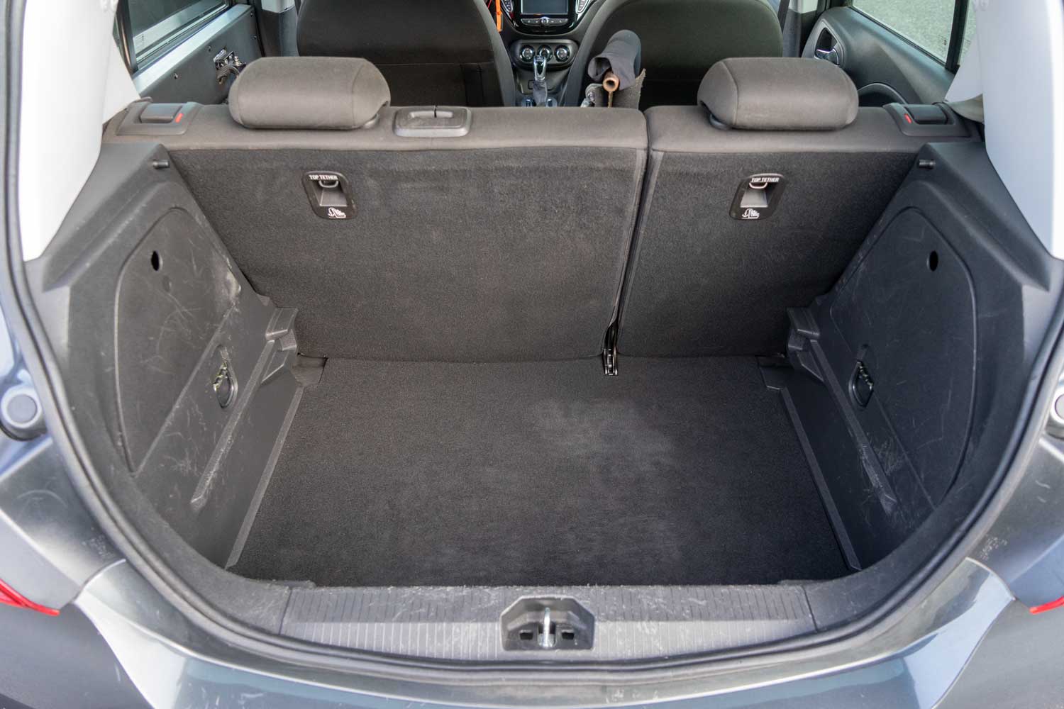 Behindertengerechter Opel Corsa Selbstfahrerumbau, Gebrauchtwagen, Pedalverlängerung, Rollstuhlverladesystem, Automobile Sodermanns