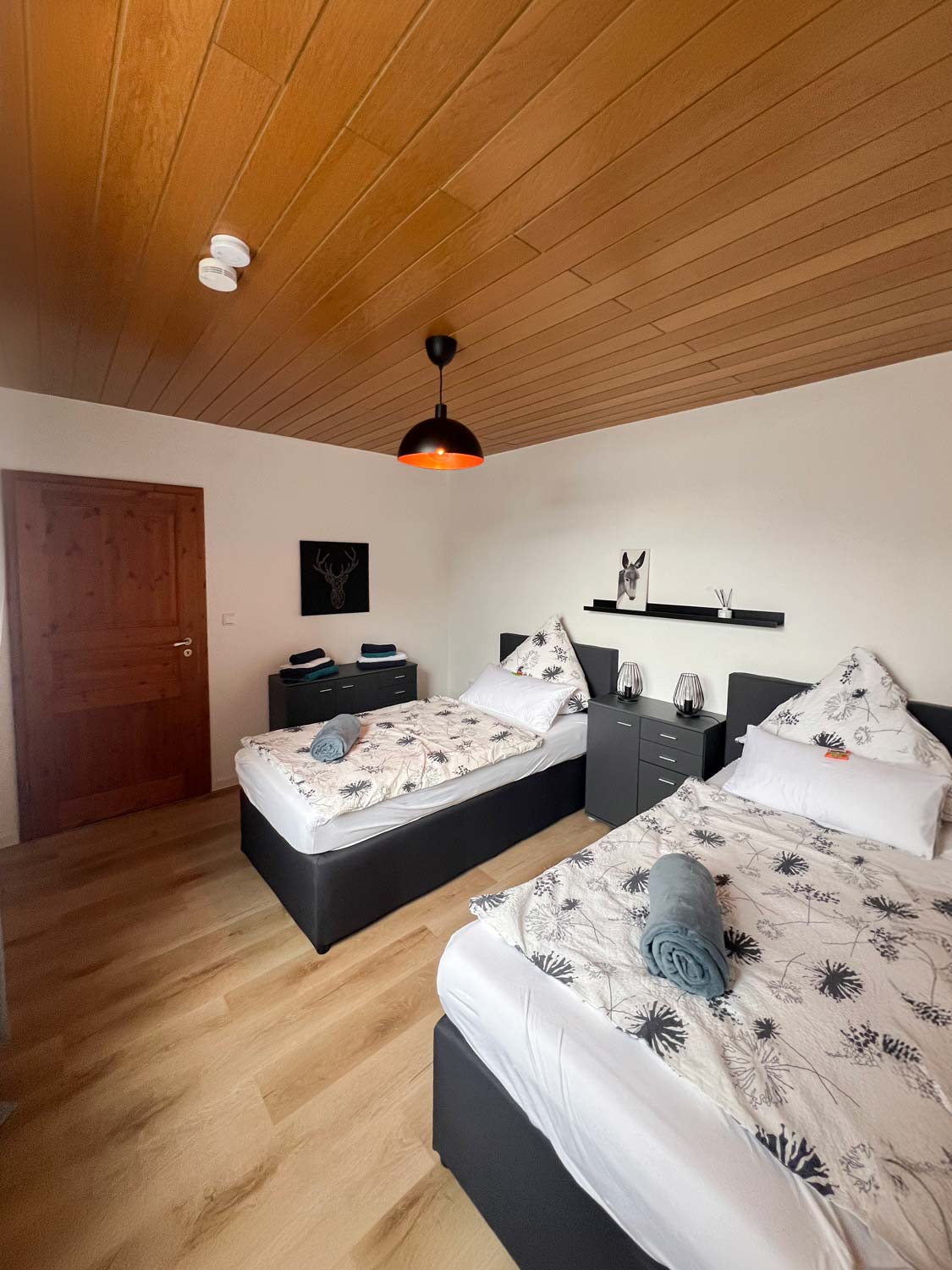 Barrierefreie Ferienwohnung, behindertengerechte Unterkunft mit Pflegebett, Rollstuhlgerecht, modern, betriebsnah, angenehme Lage, Sodermanns