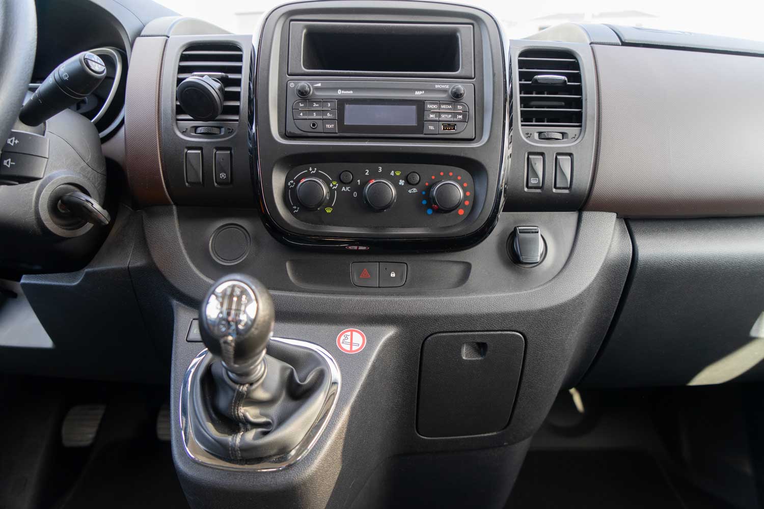 Behindertengerechter Fiat Talento Gebrauchtwagen Heckeinstieg klappbare Sitze, Sodermanns