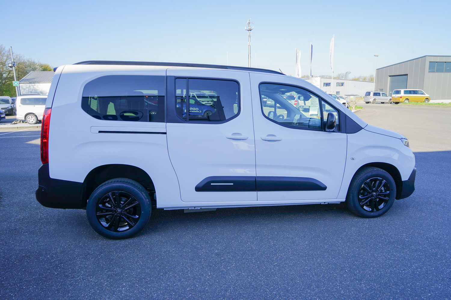 Behindertengerechter Citroen Berlingo mit Heckeinstieg, Sodermanns