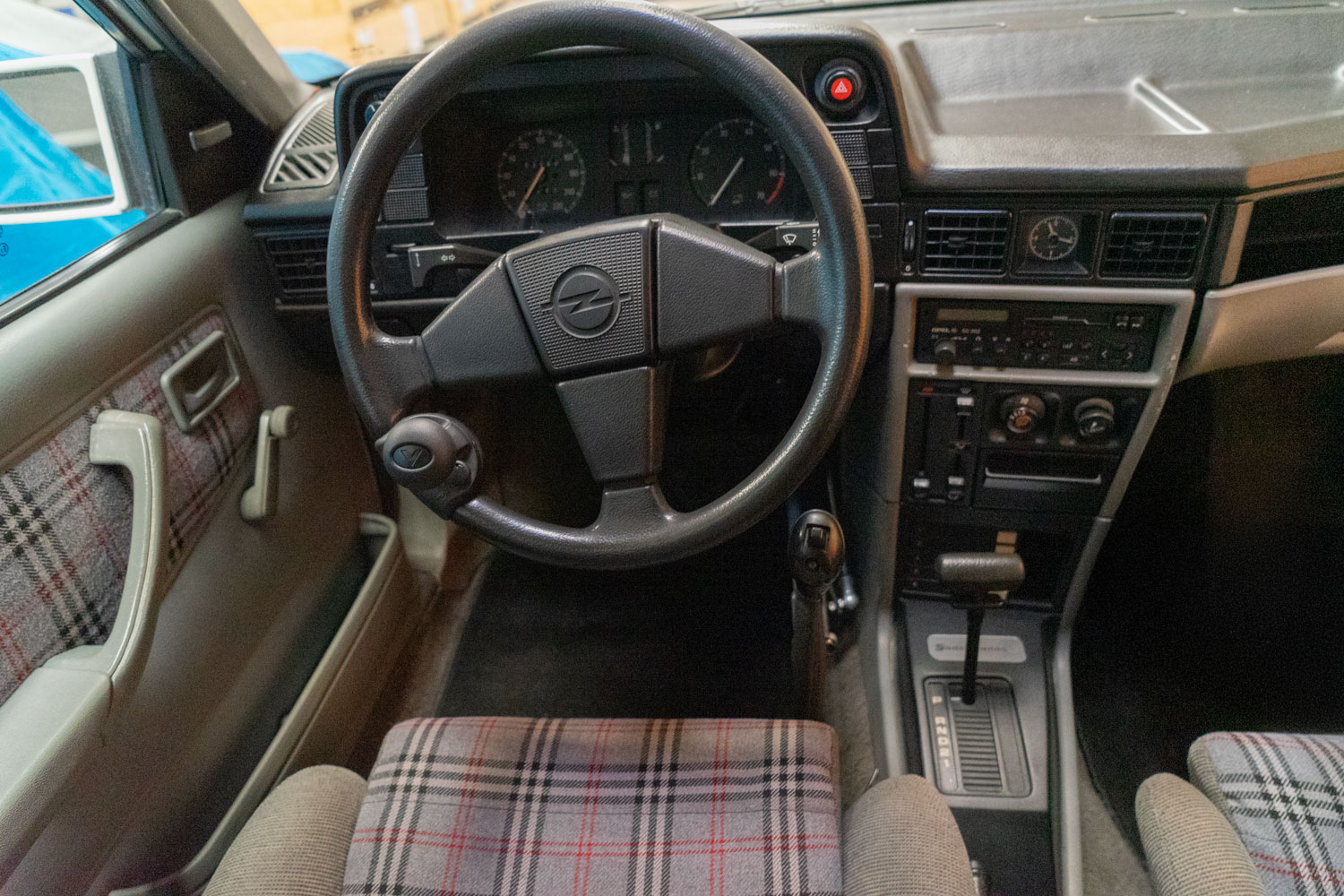 Opel Kadett E Cabrio Oldtimer 