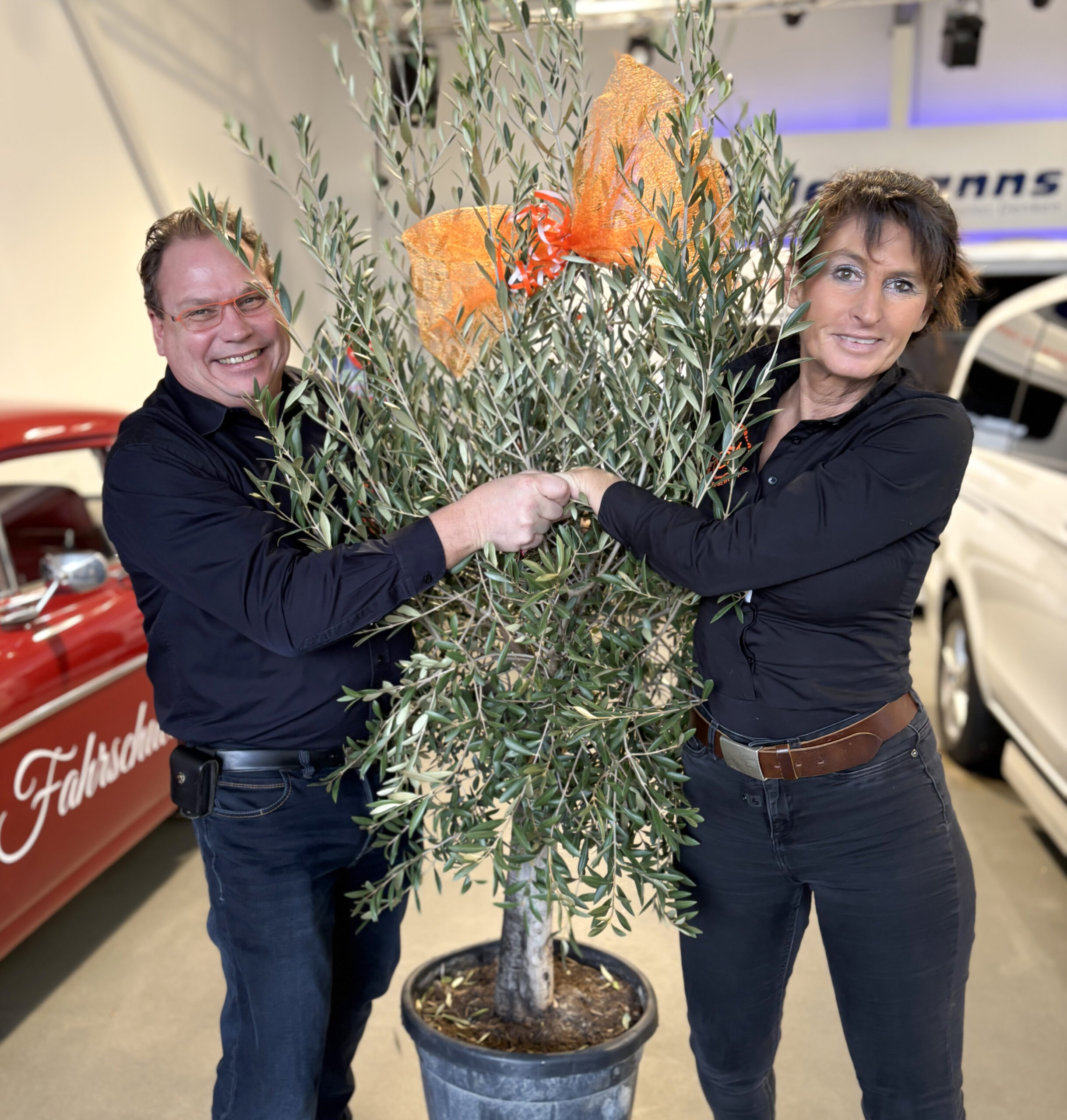 Jubiläen zum Jahresauftakt, 25 Jahre Kirsten Winkens, 30 Jahre Artur Buchzik, Frank und Silke Sodermanns