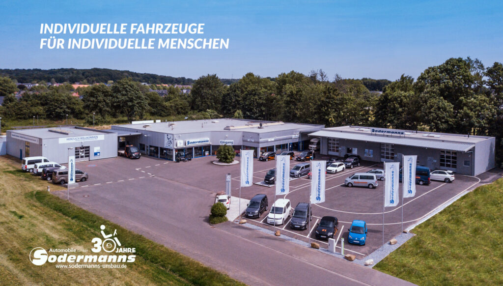 Sodermanns_Totale_30-Jahre Luftaufnahme Automobile Sodermanns Betrieb, 30 Jahre Jubiläum, behindertengerechte Autos