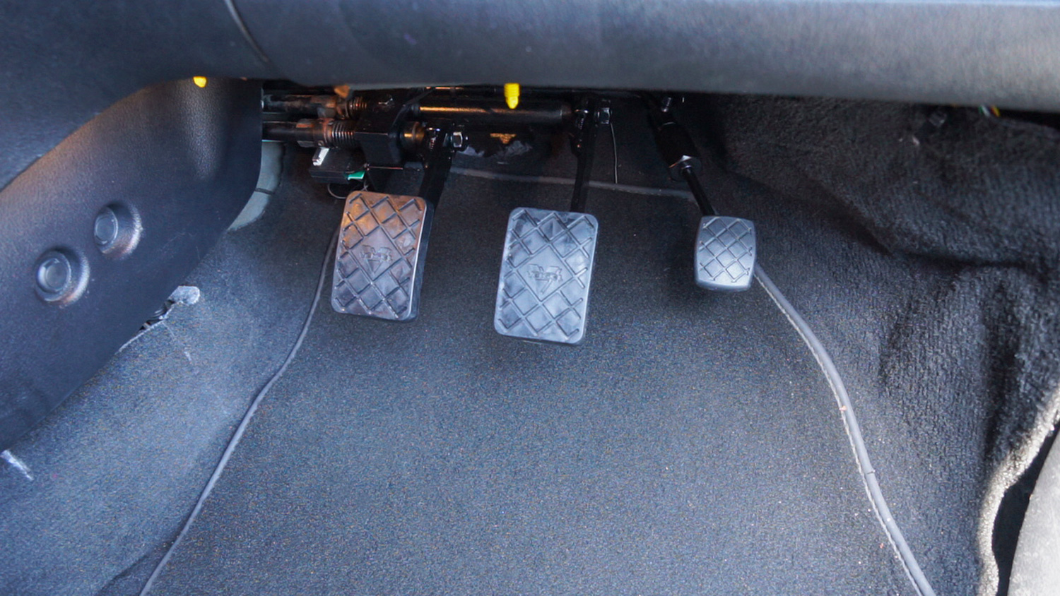 behindertengerechter Ford S Max, Fahrschulfahrzeug mit Doppelpedalerie