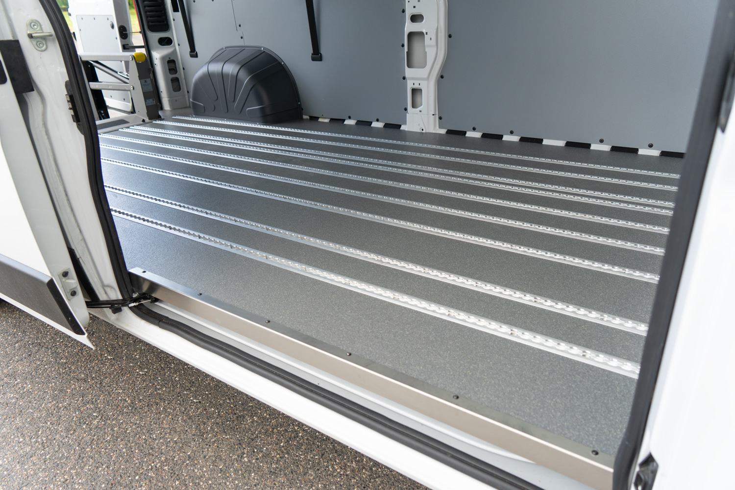 behindertengerechter Opel Movano mit Smartfloorboden